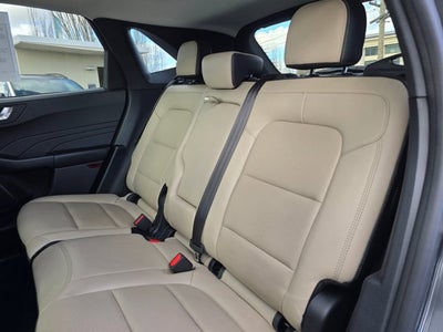 2022 Ford Escape Titanium Hybrid