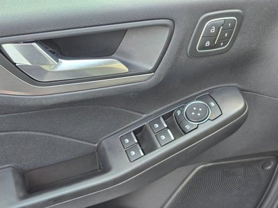 2022 Ford Escape Titanium Hybrid