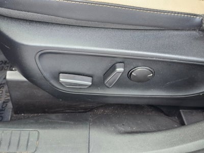 2022 Ford Escape Titanium Hybrid