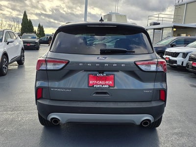 2022 Ford Escape Titanium Hybrid