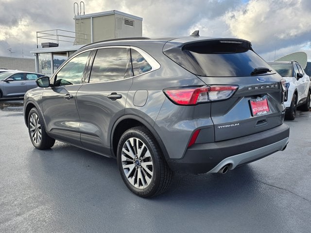 2022 Ford Escape Titanium Hybrid