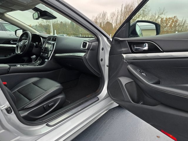 2021 Nissan Maxima SV