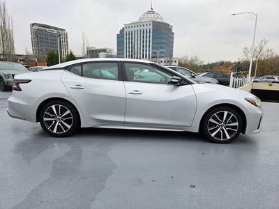 2021 Nissan Maxima SV
