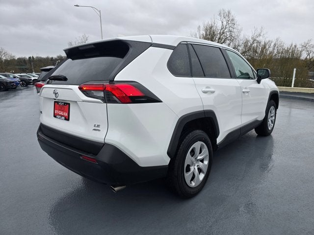 2025 Toyota RAV4 LE