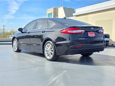 2019 Ford Fusion Hybrid SE