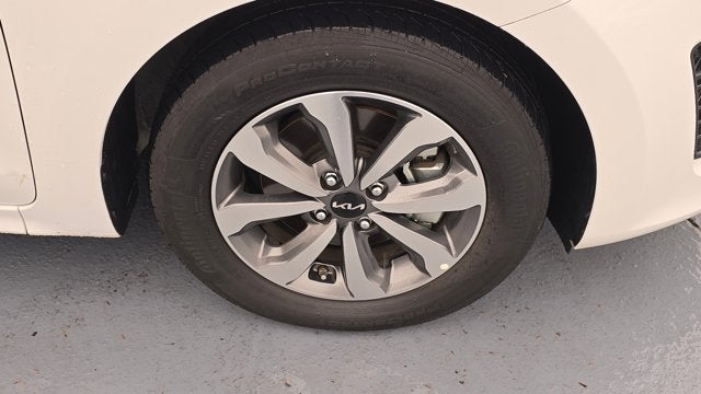 2022 Kia Rio 5-Door S