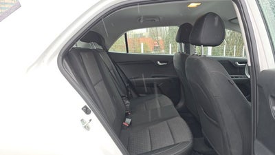 2022 Kia Rio 5-Door S