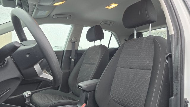 2022 Kia Rio 5-Door S