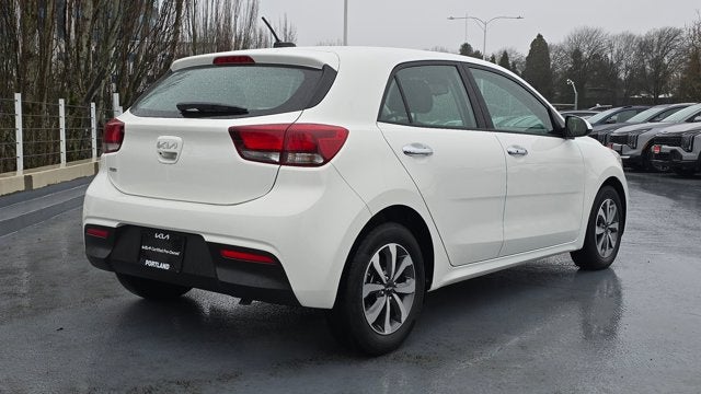 2022 Kia Rio 5-Door S