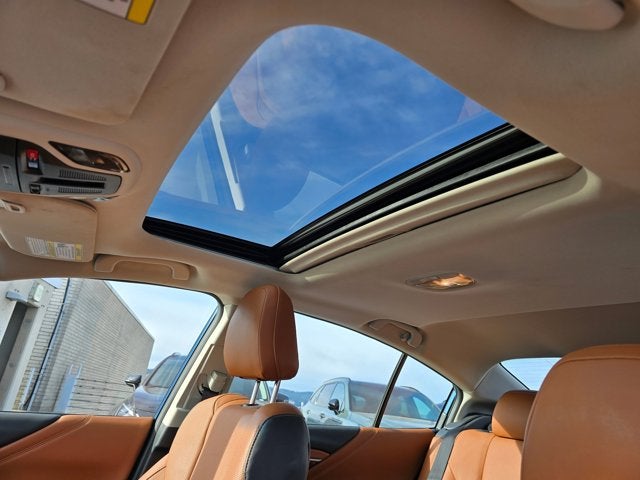 2022 Subaru Legacy Touring XT