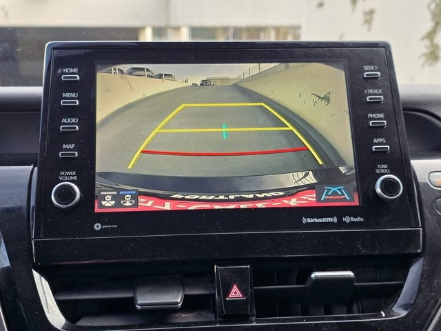 2022 Toyota Camry Hybrid SE