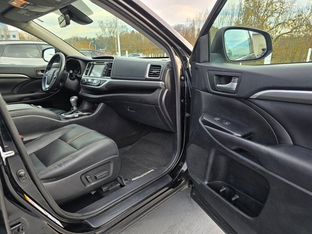 2018 Toyota Highlander SE