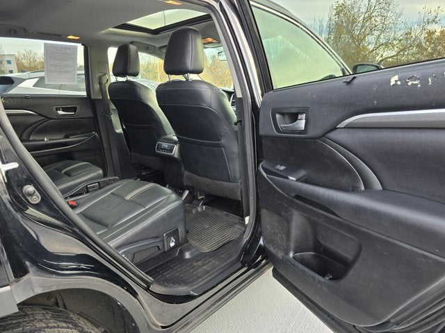 2018 Toyota Highlander SE