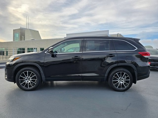 2018 Toyota Highlander SE
