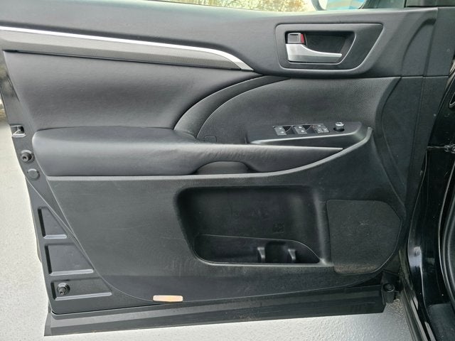 2018 Toyota Highlander SE