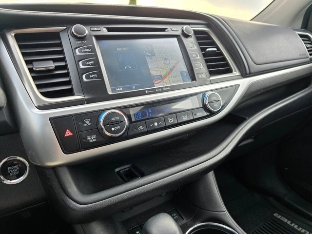 2018 Toyota Highlander SE