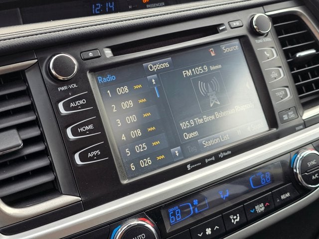 2018 Toyota Highlander SE