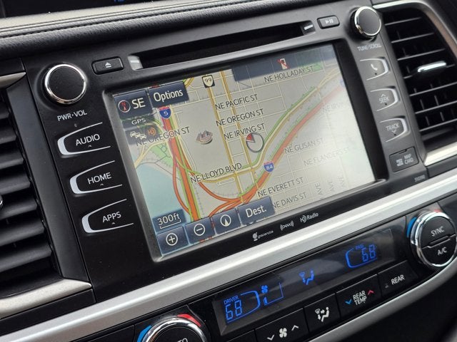 2018 Toyota Highlander SE