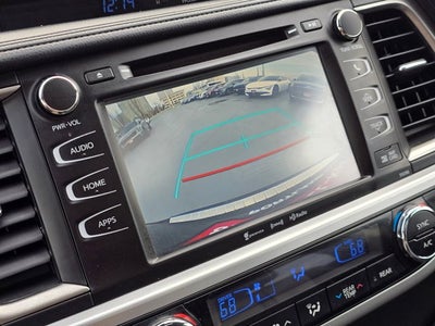 2018 Toyota Highlander SE