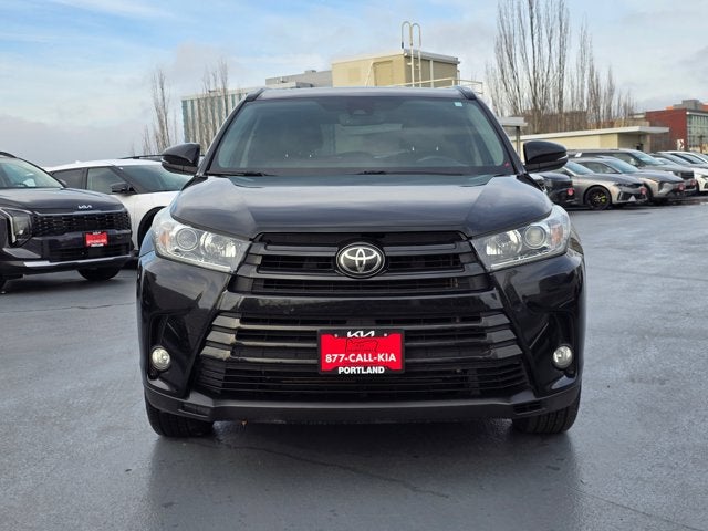 2018 Toyota Highlander SE