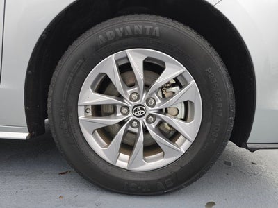 2024 Toyota Sienna XLE