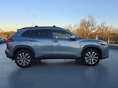 2023 Toyota Corolla Cross XLE