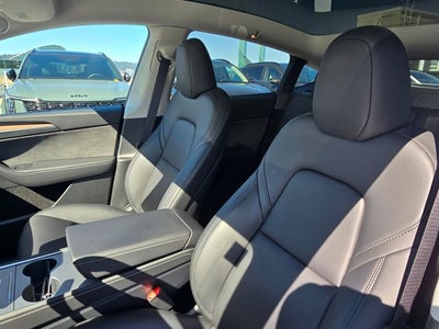 2024 Tesla Model Y Performance