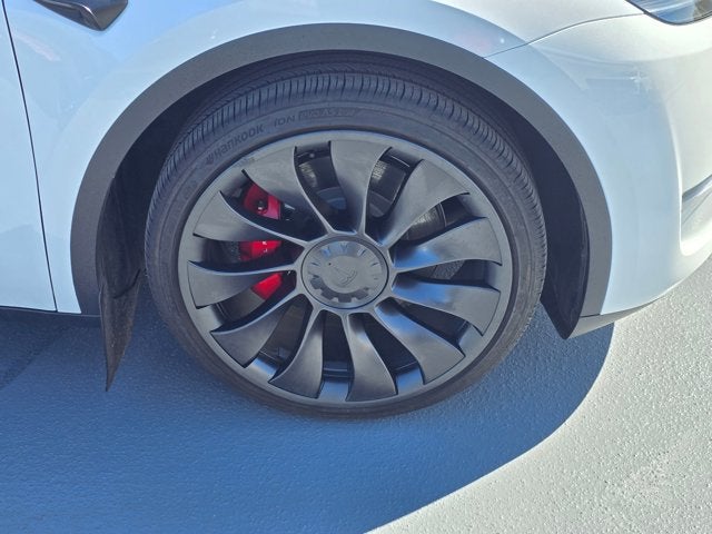 2024 Tesla Model Y Performance