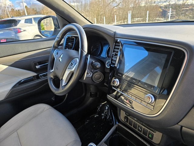 2022 Mitsubishi Outlander PHEV SEL