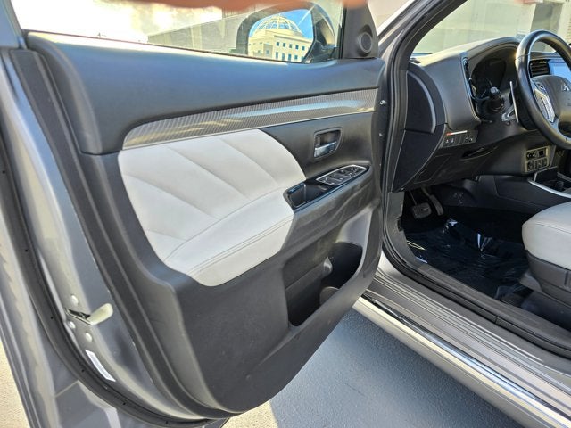 2022 Mitsubishi Outlander PHEV SEL