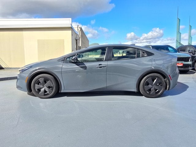 2024 Toyota Prius LE