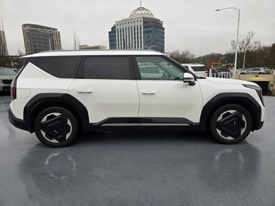 2024 Kia EV9 Land