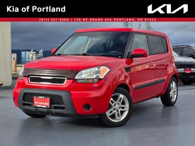 2010 Kia Soul +