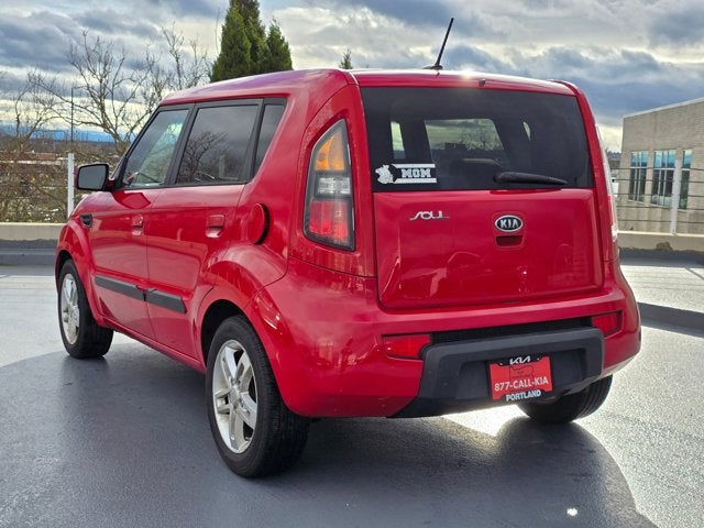 2010 Kia Soul +