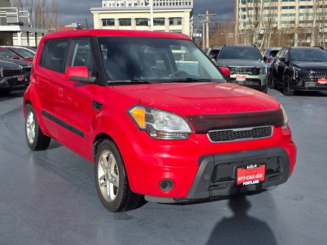 2010 Kia Soul +