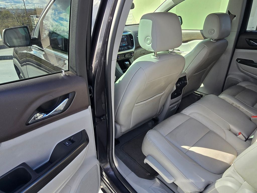 2017 GMC Acadia SLT-1