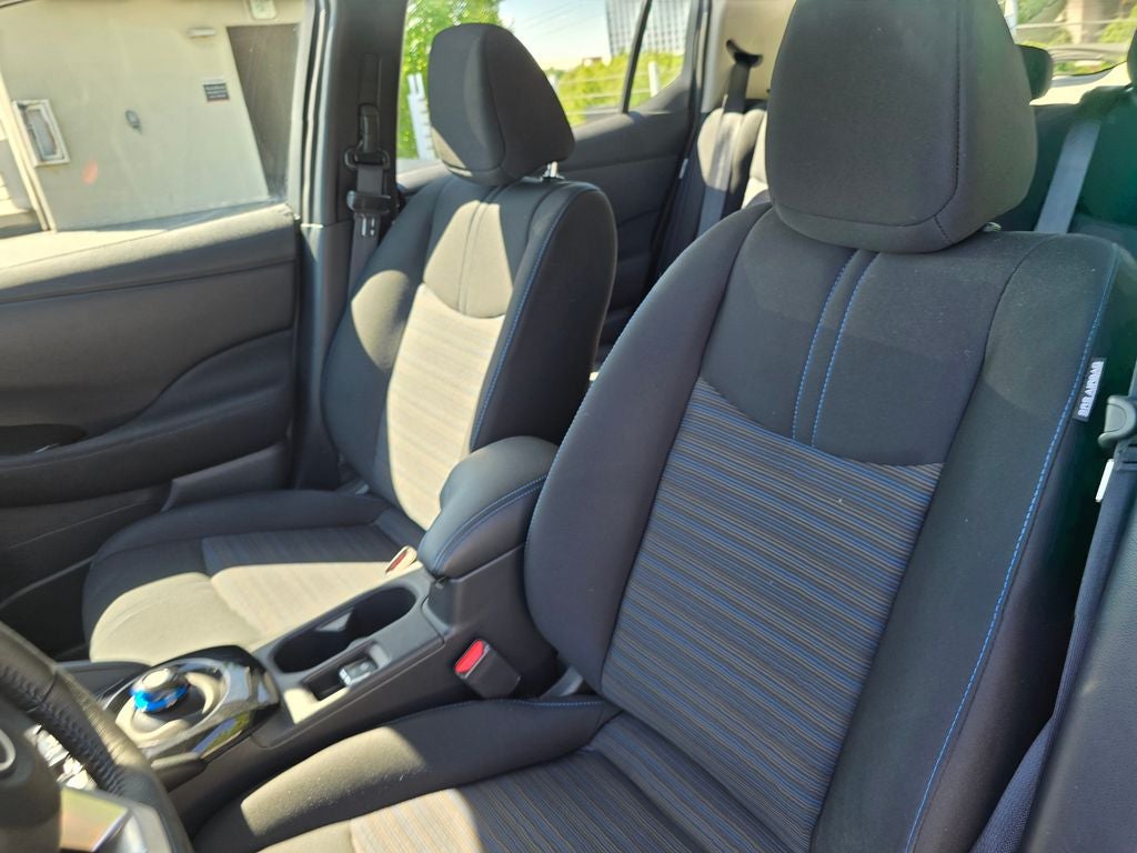 2025 Nissan Leaf SV Plus
