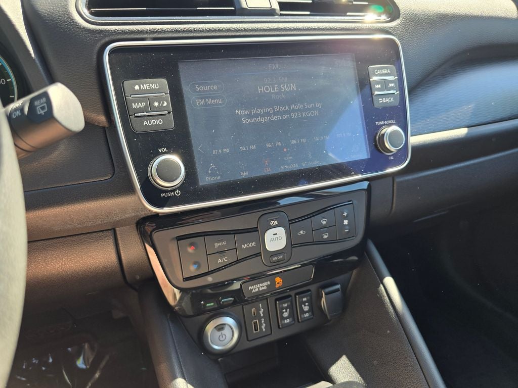2025 Nissan Leaf SV Plus