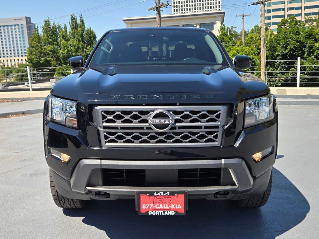 2022 Nissan Frontier SV