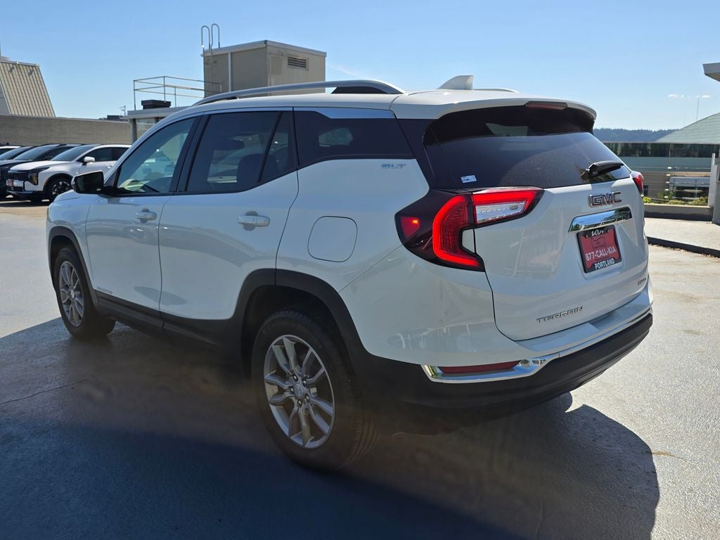 2024 GMC Terrain SLT