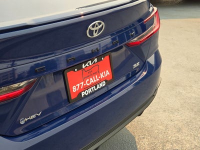 2025 Toyota Camry SE