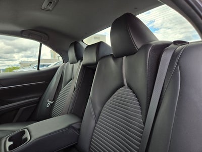 2020 Toyota Camry Hybrid SE