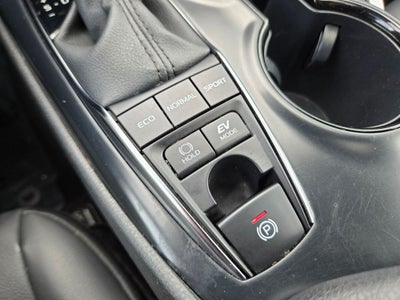 2020 Toyota Camry Hybrid SE