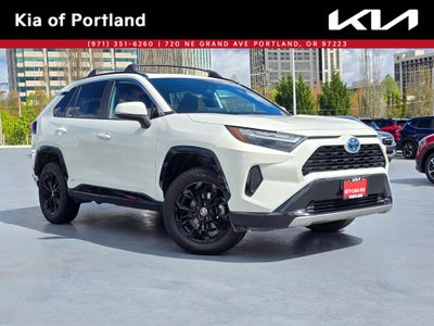2022 Toyota RAV4 Hybrid SE