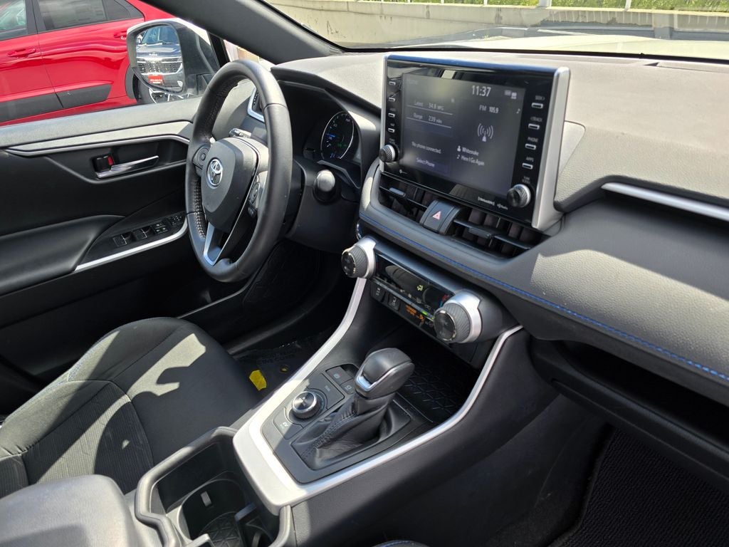 2022 Toyota RAV4 Hybrid SE