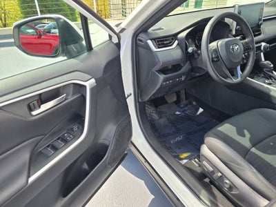 2022 Toyota RAV4 Hybrid SE