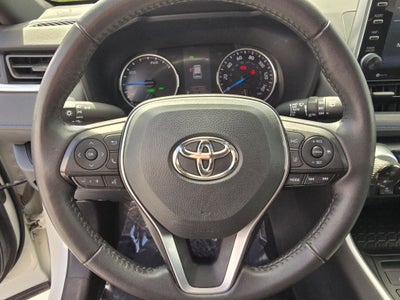 2022 Toyota RAV4 Hybrid SE
