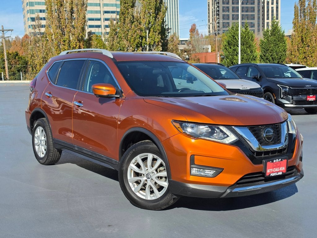 2018 Nissan Rogue SV