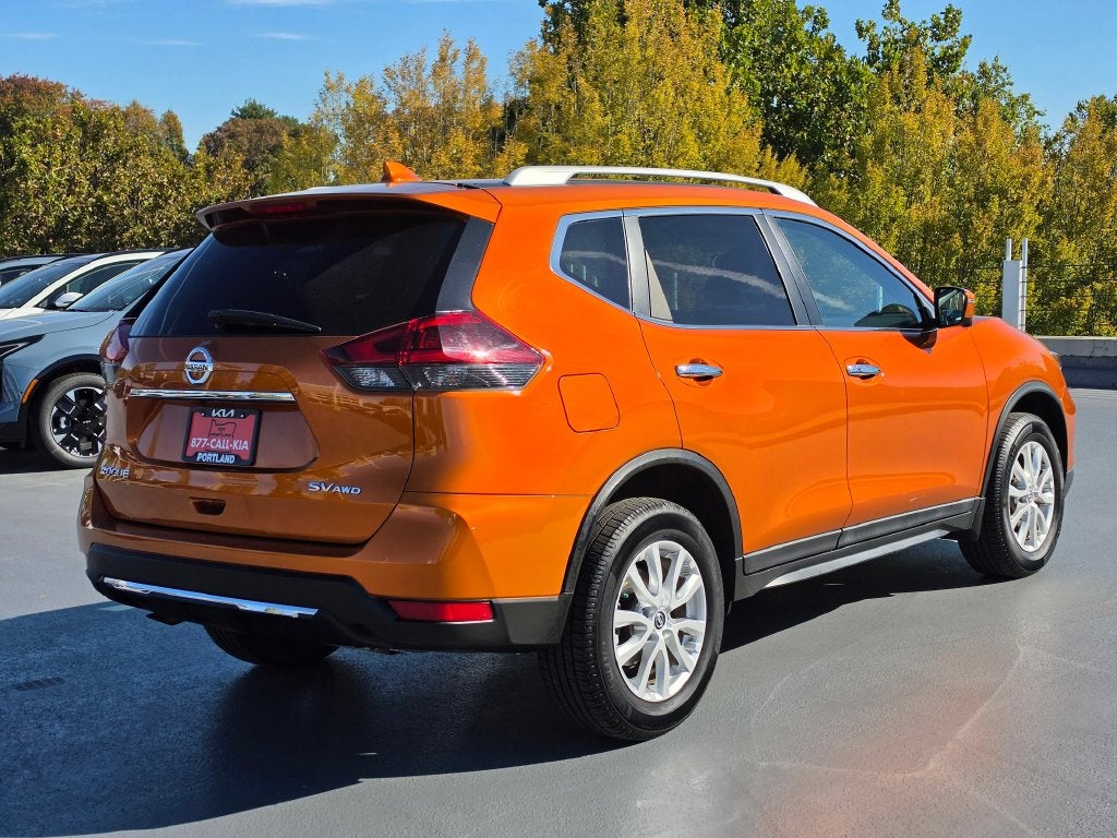 2018 Nissan Rogue SV