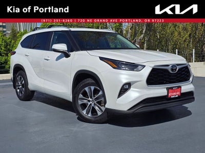 2023 Toyota Highlander XLE
